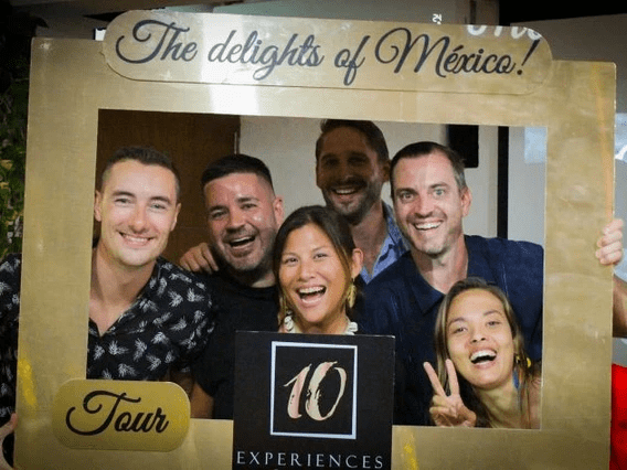Bloggers visit 10 Experiences Tour